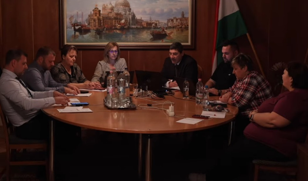 K&eacute;pviselő-test&uuml;leti &uuml;l&eacute;sek 2025. &eacute;vtől