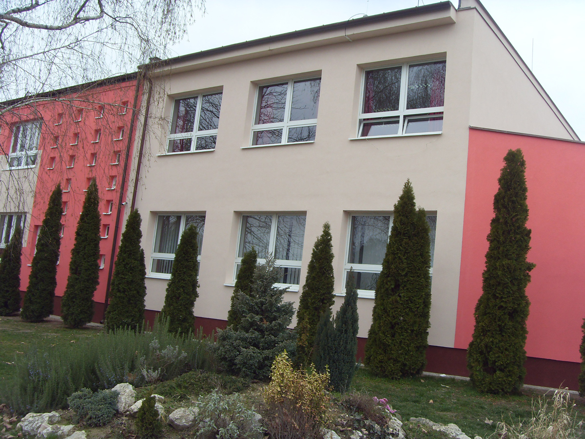 Pilinszky J&aacute;nos &Aacute;ltal&aacute;nos Iskola &eacute;p&uuml;leteinek energetikai korszerűs&iacute;t&eacute;se