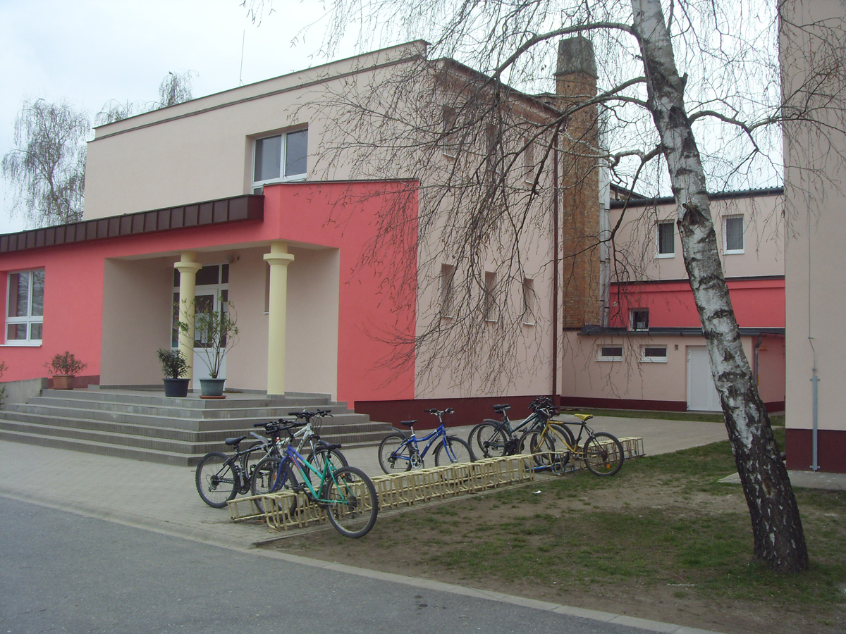 Pilinszky J&aacute;nos &Aacute;ltal&aacute;nos Iskola &eacute;p&uuml;leteinek energetikai korszerűs&iacute;t&eacute;se