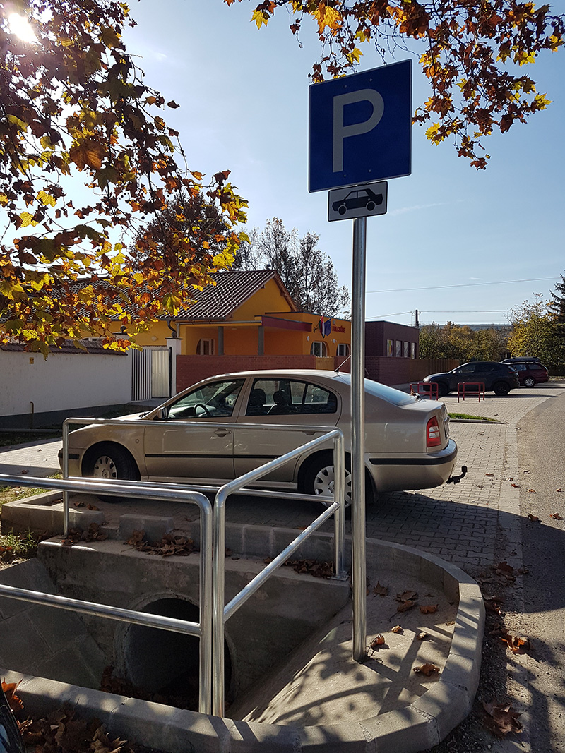 Településközponti parkoló kialakítása Nyúl községben